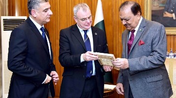 Derek Bell with President Islamabad
