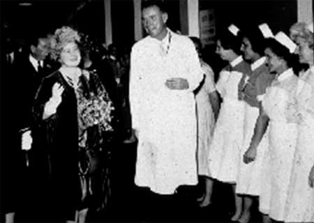 donald_-_queen_mother.jpg