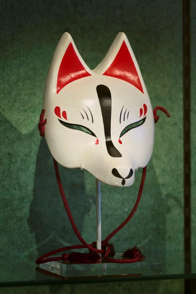 kitsune_mask.jpg