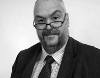 Photo of Professor Paul Gray