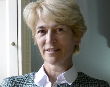 Photo of prof Angela Thomas