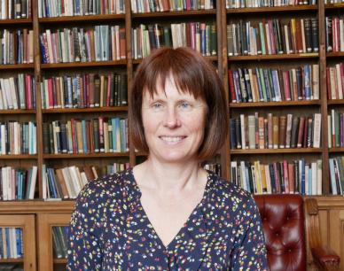 Photo of Dr Jane Wallace