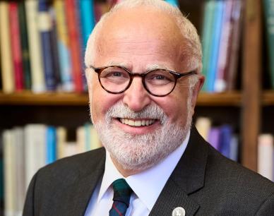 Photo of Dr Matt Thomas