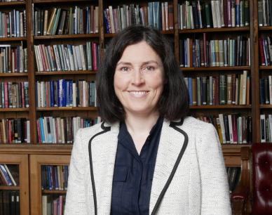 Dr Laura