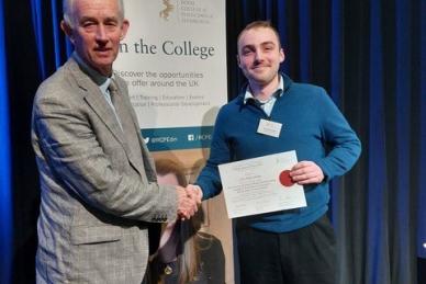 Presenting certificate