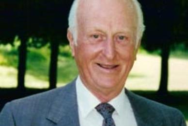 Dr Raymond John Vale, FRCP Edin