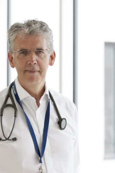 Photo of Professor Andrew Elder