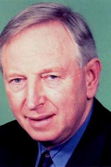 Dr John Forsyth Davidson MB FRCP FRCPath