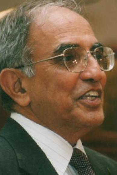 Dr Manacadu Kumar Rajakumar, FRCP Edin