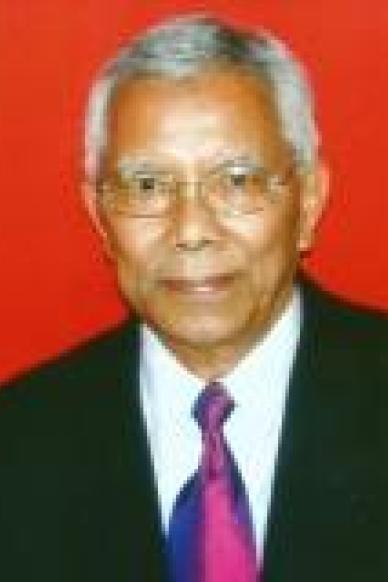 Theodosius Ming Whi Poon-King  FRCP Edin