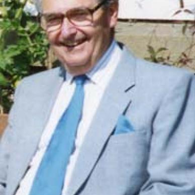 Dr Ronald Stewart McNeill, FRCP Edin