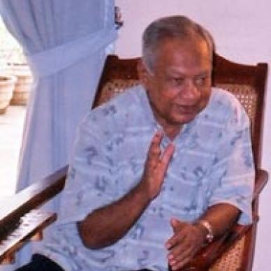 Dr Hugh T W Jayasekara FRCP Edin