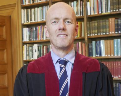 Photo of Dr. Hamish Courtney