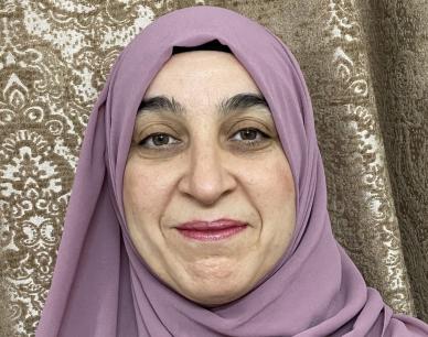 Dr Afsha Khan (cropped)